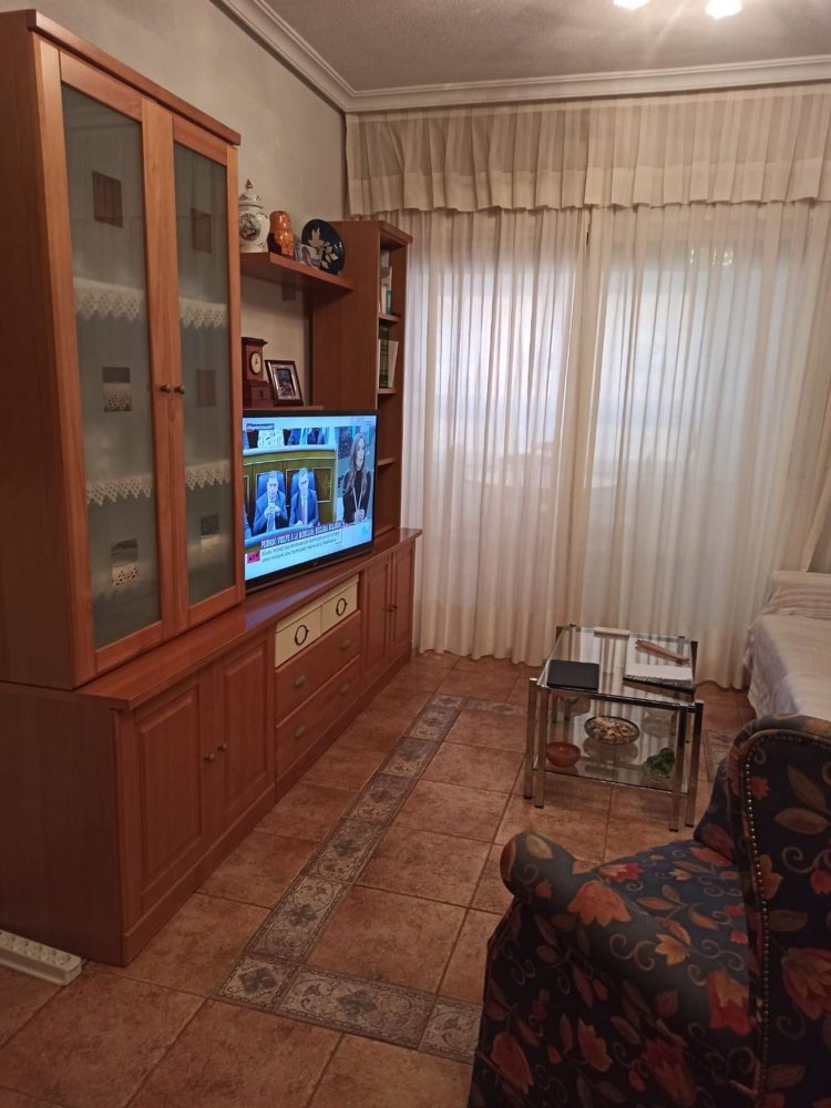 1 bedroom Apartment in Alicante, Spain No. 196483