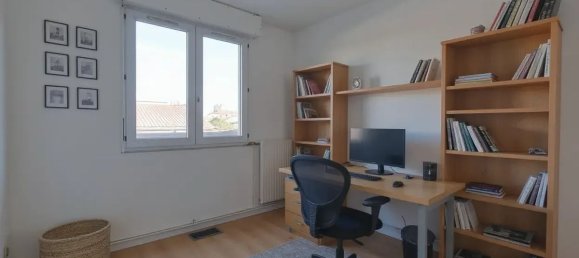 3 bedrooms Apartment in Le Pont-de-Claix, France No. 202660 12