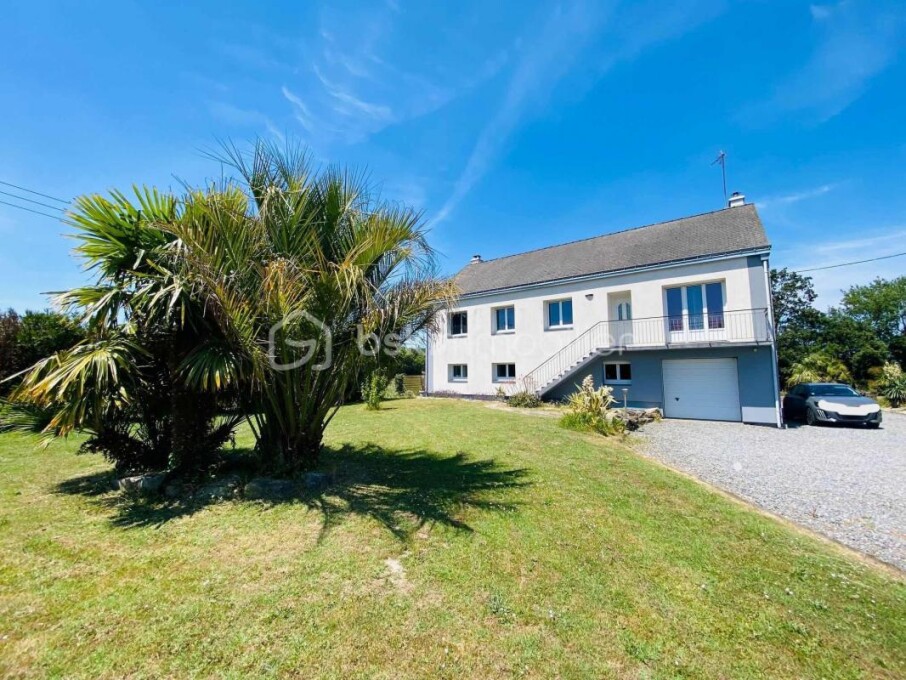 5 bedrooms Villa in Saint-Molf, France No. 328219