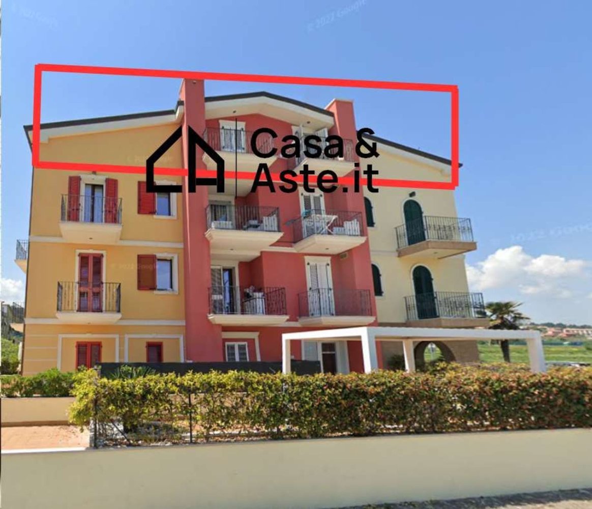 5 rooms Apartment in Potenza Picena, Italy No. 96679