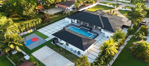 6 Schlafzimmer Villa in Miami, USA, Nr. 615427 4
