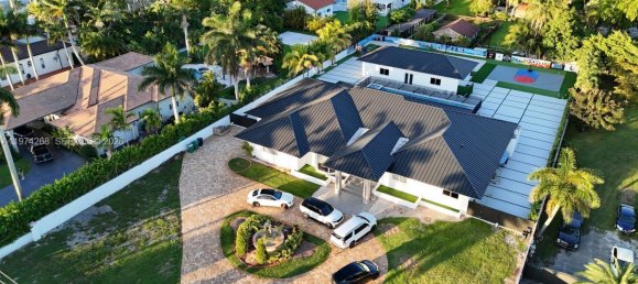 6 Schlafzimmer Villa in Miami, USA, Nr. 615427 2