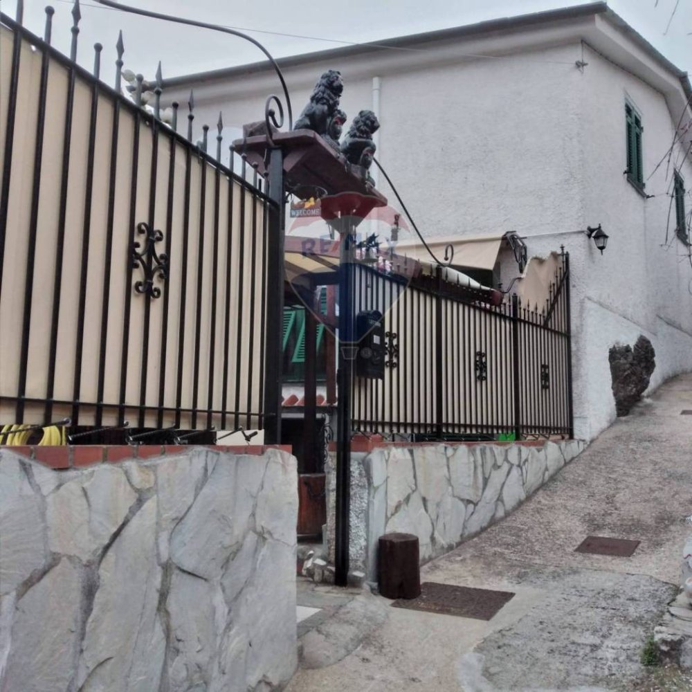 Casa T2 em Ne, Italy N.º 275684