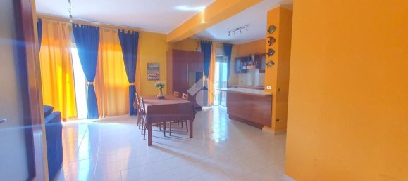 3-salle Appartement à Monreale, Italy No. 87428 4