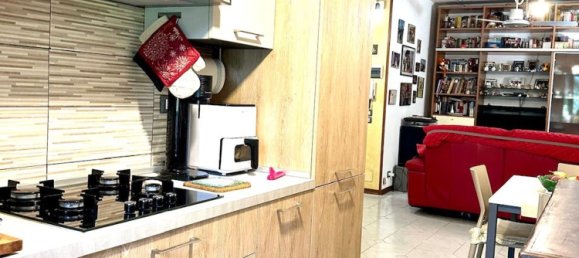 5 rooms Apartment in Massa, Italy No. 275383 14