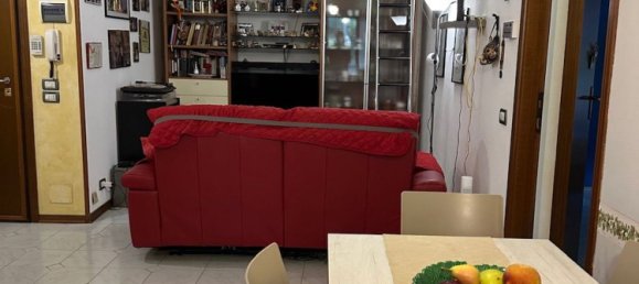 5 rooms Apartment in Massa, Italy No. 275383 15