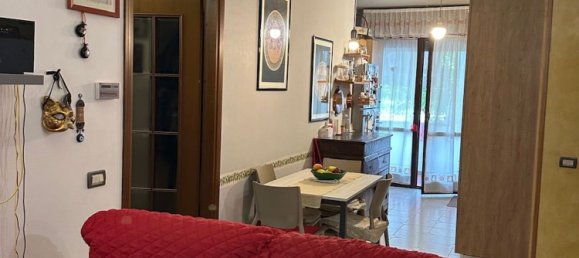 5 rooms Apartment in Massa, Italy No. 275383 19
