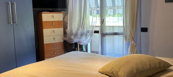 5 rooms Apartment in Massa, Italy No. 275383 25