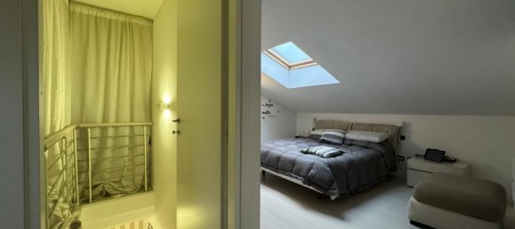 4 rooms Duplex in Rome, Italy No. 25614 25