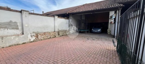 3 rooms House in Carmagnola, Italy No. 144015 36