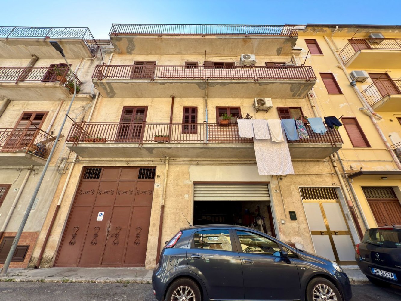 Квартира с 6 комнатами в Партинико, Италия № 277948