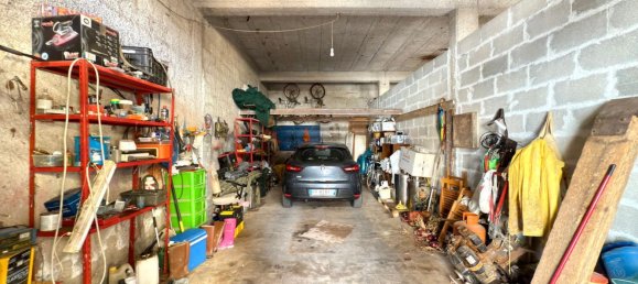 Квартира с 6 комнатами в Партинико, Италия № 277948 2