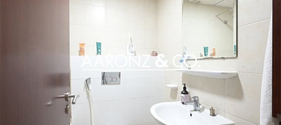 Apartamento de 2 dormitorios en Jumeirah Lake Towers, UAE No. 111700 8