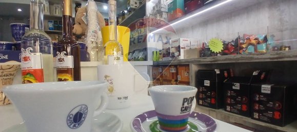 1غرفة عقار تجاري في Naples, Italy رقم 362040 24