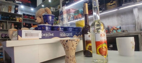 1غرفة عقار تجاري في Naples, Italy رقم 362040 22