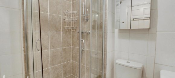 2 bedrooms Apartment in Biggin Hill, United Kingdom No. 4799 3