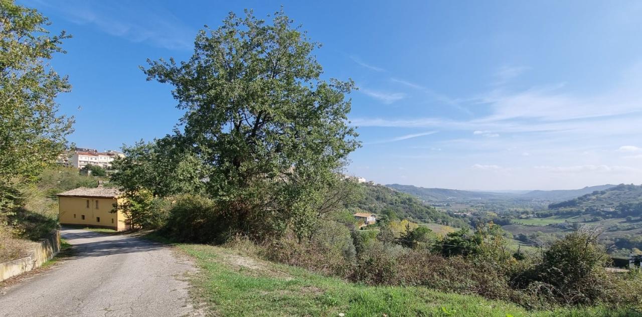 Edifício de 5 divisões em Castiglione Messer Raimondo, Italy N.º 132012