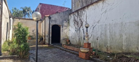 3 bedrooms House in Aci Sant'Antonio, Italy No. 338672 7