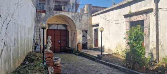 3 bedrooms House in Aci Sant'Antonio, Italy No. 338672 9