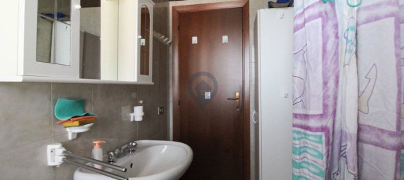 2-salle Appartement à Alba Adriatica, Italy No. 99622 8