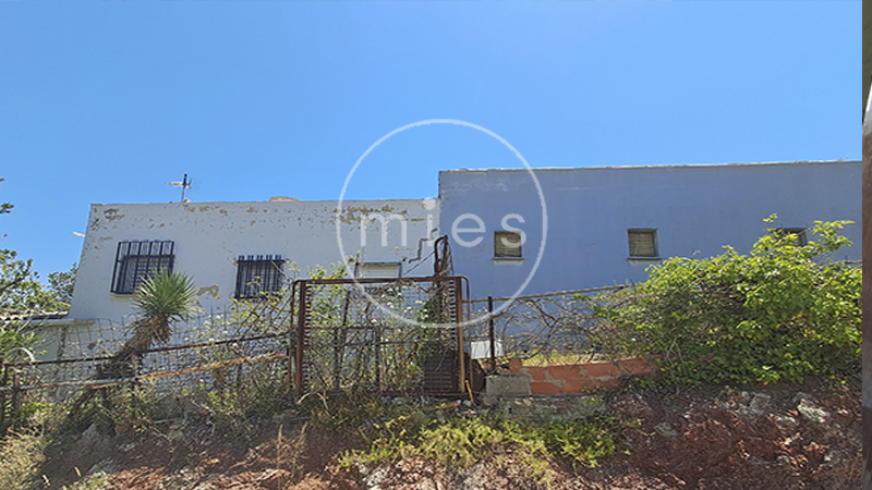 Дом с 5 спальнями в Монтрой, Испания № 139362