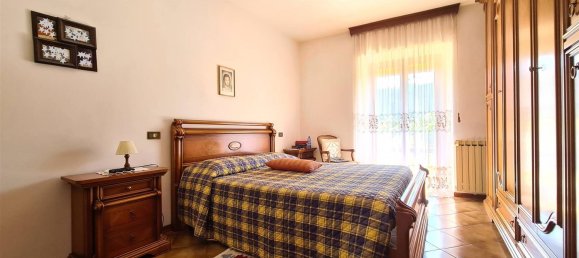 13 rooms House in Camaiore, Italy No. 212414 17