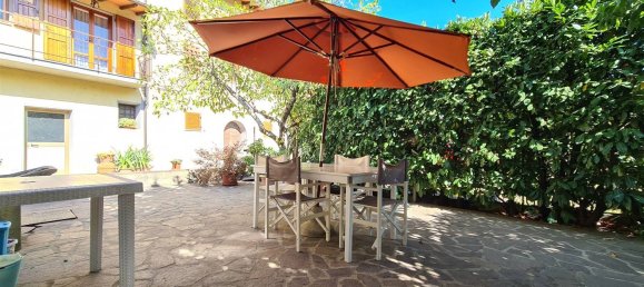 13 rooms House in Camaiore, Italy No. 212414 7