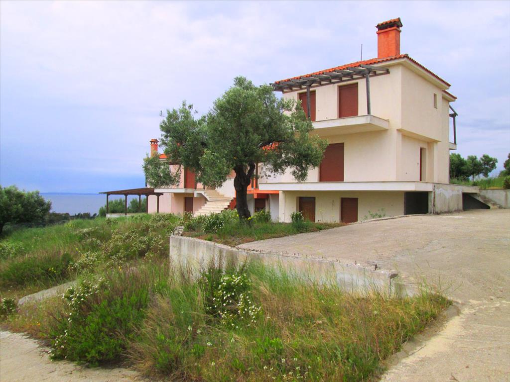 1252m² Townhouse in Chalkidiki, Greece No. 4466