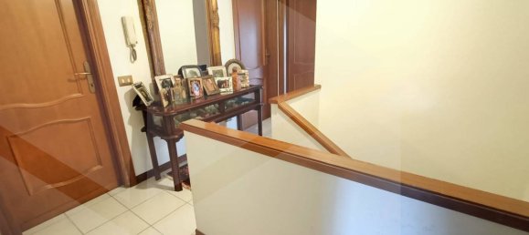 6-Zimmer Wohnung in Ciampino, Italy, Nr. 20740 24