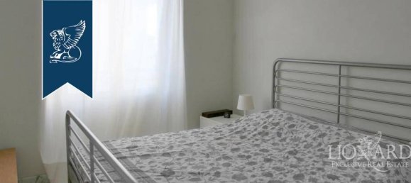 2 bedrooms Apartment in Camaiore, Italy No. 381073 7