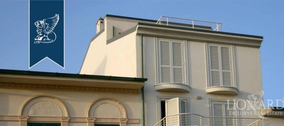 2 bedrooms Apartment in Camaiore, Italy No. 381073 9