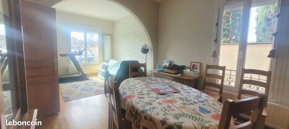 3 chambres Maison à Chambly, France No. 211192 3