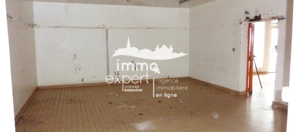 211m² Commercial property in Mirecourt, France No. 91305 6