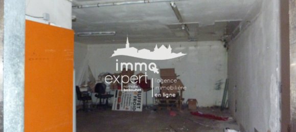 211m² Commercial property in Mirecourt, France No. 91305 5