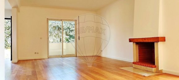 3 bedrooms House in Cascais, Portugal No. 179598 8