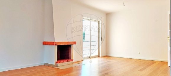 3 bedrooms House in Cascais, Portugal No. 179598 7