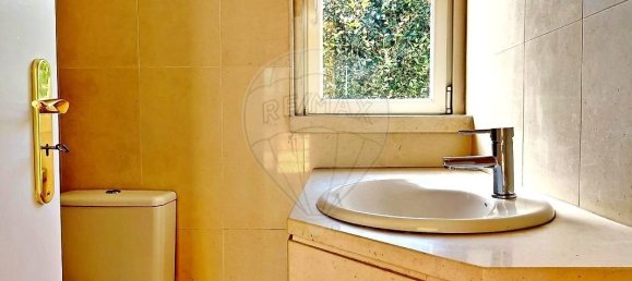 3 bedrooms House in Cascais, Portugal No. 179598 13