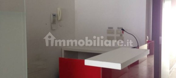 Коммерческая недвижимость с 5 комнатами в Сенигаллия, Италия № 85483 18