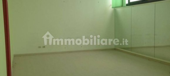 Коммерческая недвижимость с 5 комнатами в Сенигаллия, Италия № 85483 28