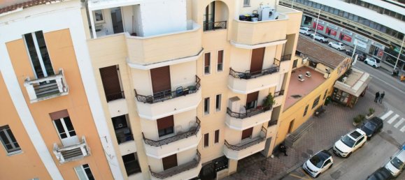 4 rooms Duplex in Cagliari, Italy No. 128682 2