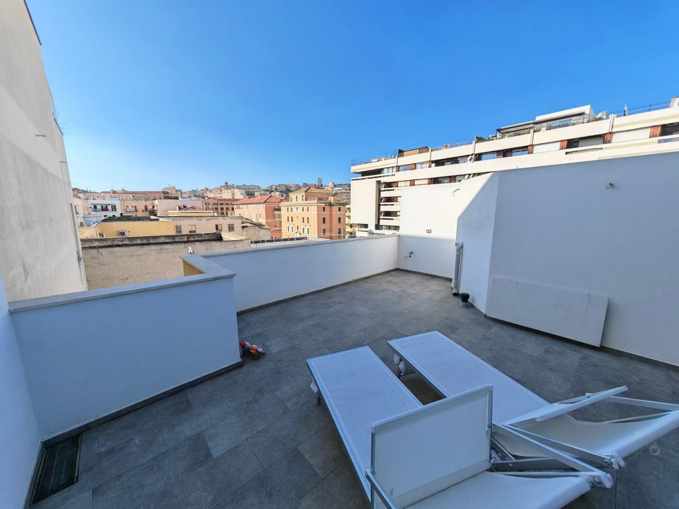 4 rooms Duplex in Cagliari, Italy No. 128682