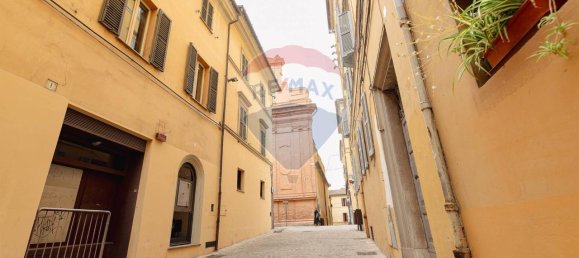 5 rooms Apartment in Jesi, Italy No. 1747 12