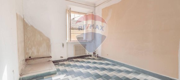 5 rooms Apartment in Jesi, Italy No. 1747 11