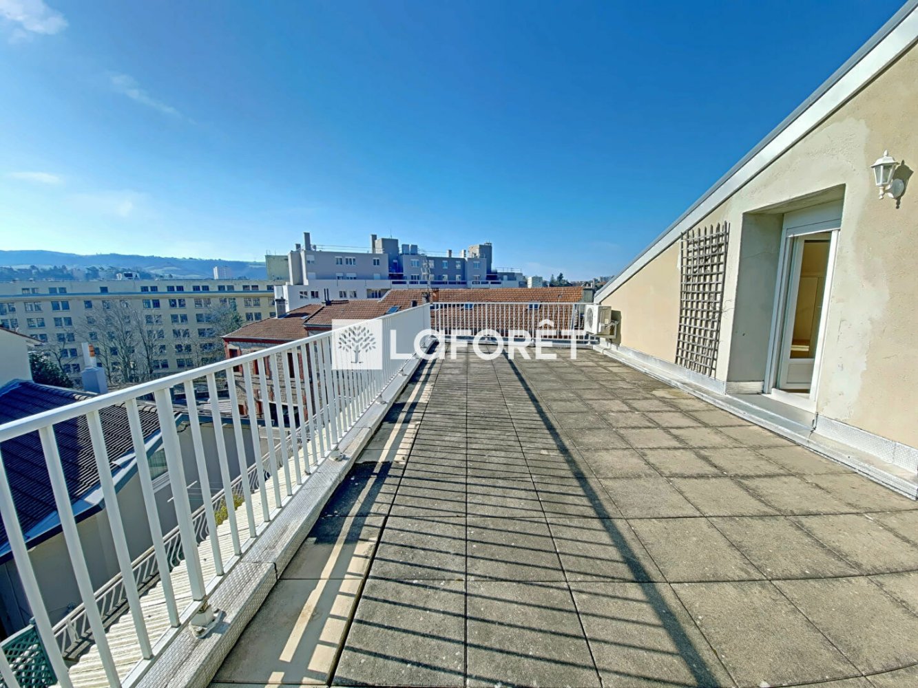 4 Schlafzimmer Gebäude in Saint-Etienne, France, Nr. 195578