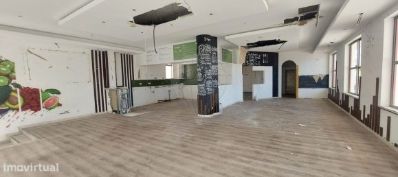 Gewerbliche Immobilie in Quarteira, Portugal 128m², Nr. 279101 15