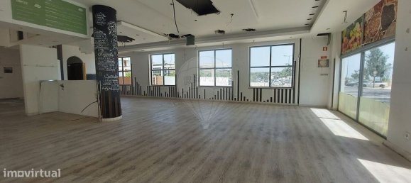 Gewerbliche Immobilie in Quarteira, Portugal 128m², Nr. 279101 12