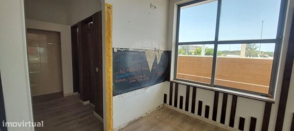 Gewerbliche Immobilie in Quarteira, Portugal 128m², Nr. 279101 11