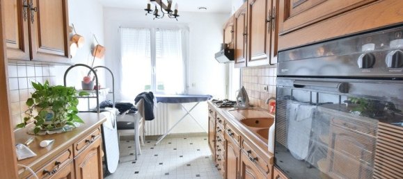 2 bedrooms House in Villeneuve-sur-Lot, France No. 102330 9