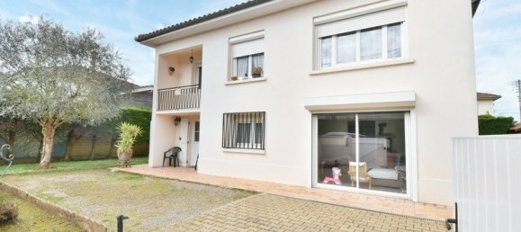 2 bedrooms House in Villeneuve-sur-Lot, France No. 102330 12