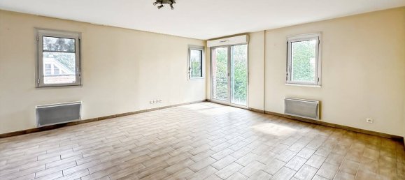 Apartamento de 4 habitaciónes en Montargis, France No. 213011 13